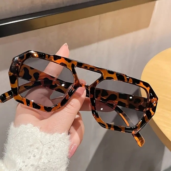 Aviator sunglasses - Picture 10 of 12